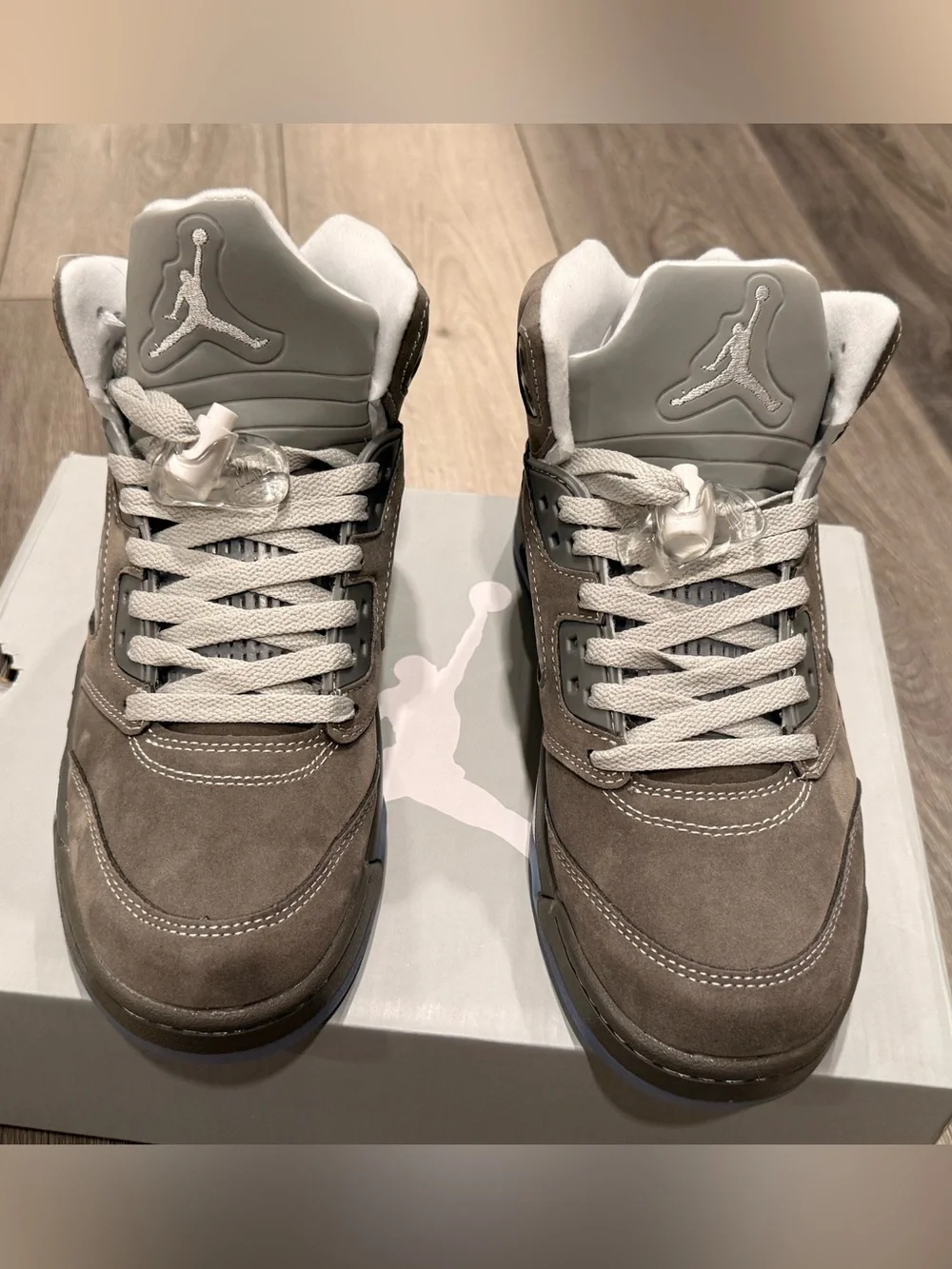 Air Jordan 5 retro Wolf Gray US Size 8.5 NEW